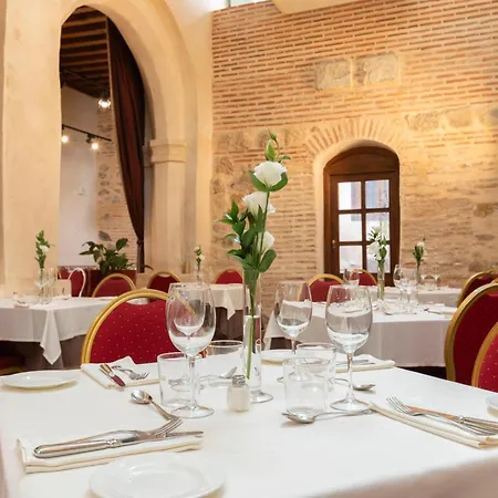 Hotel San Antonio El Real Segovia