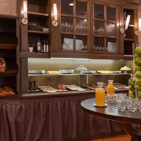 Hotel San Antonio El Real 4*