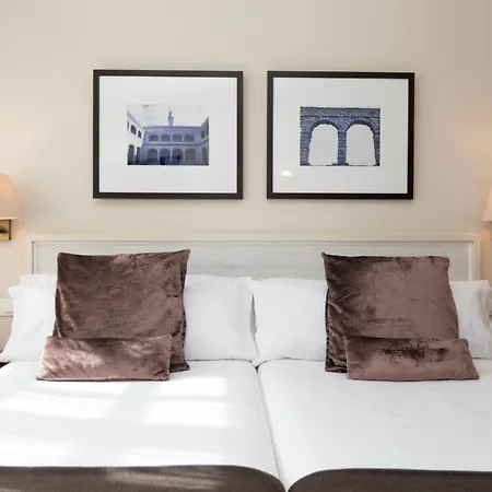 فندق San Antonio El Real