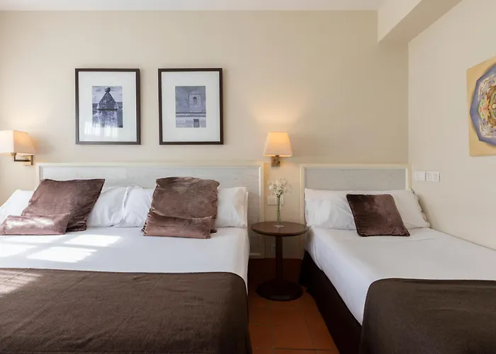 Отель San Antonio El Real